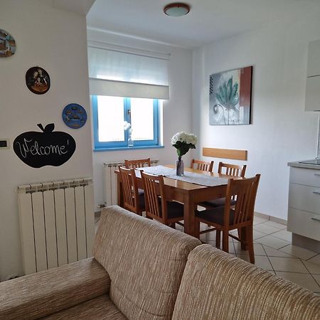 Apartment Karla Πόρετς Εξωτερικό φωτογραφία